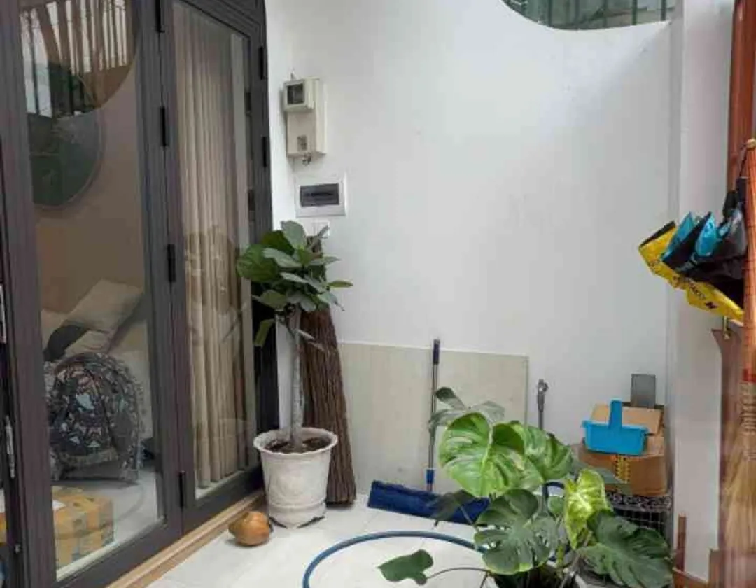 Nhà 4 Tầng Hiện Đại Tại Đức Nhuận - Tiện Nghi Và Sang Trọng... Bán nhà riêng tại Đức Nhuận, Hồ Chí Minh 01