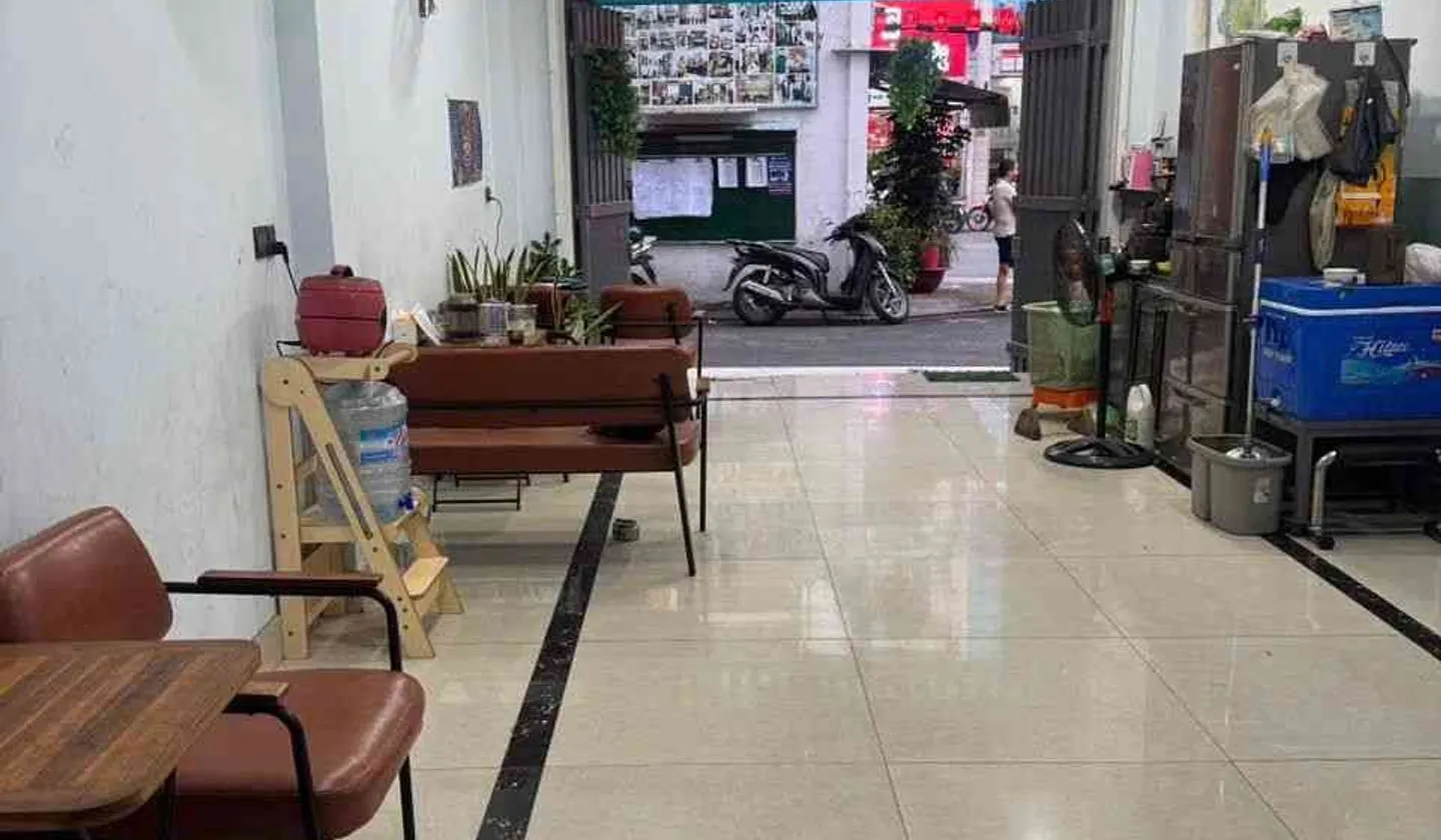 Nhà mặt phố Tân Bình, 5 tầng thoáng rộng, giá cực tốt... Bán nhà mặt phố tại Tân Sơn Nhất, Hồ Chí Minh 01