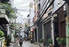 Hẻm trứoc nhà 7m , gần chợ gạch ông quận 8 , căn hộ dịch vụ, dt ngang 5x22M .giá 15,4ty còn tl... Bán nhà riêng tại Chánh Hưng, Hồ Chí Minh 01