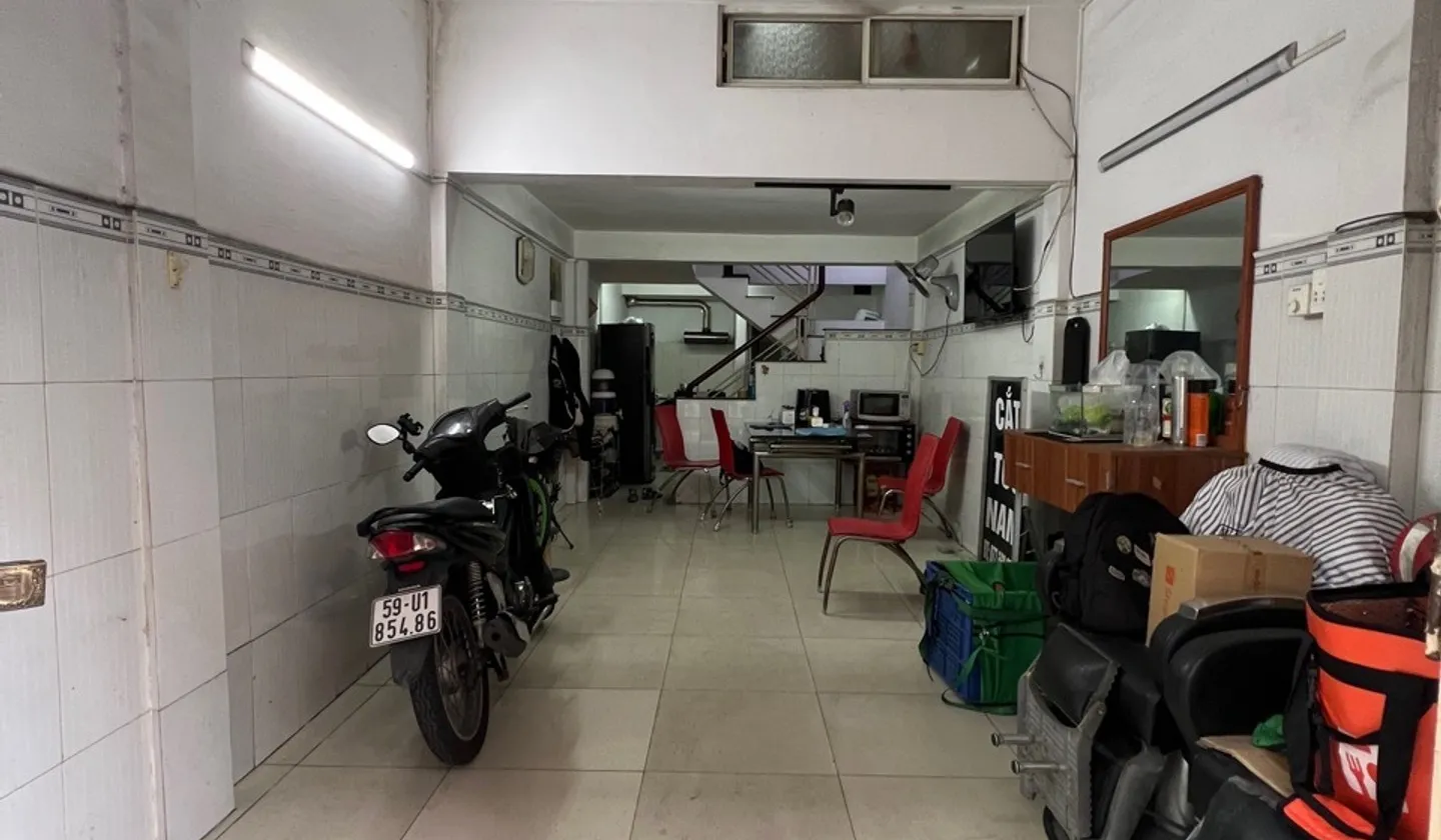 Cơ hội hiếm có sở hữu nhà mặt phố quận 10 vị trí vàng giá tốt... Bán nhà mặt phố tại Diên Hồng, Hồ Chí Minh 01