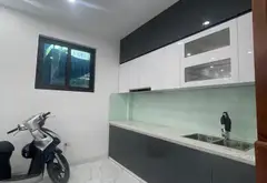Bán nhà riêng 6 tầng có thang máy, lô góc, quận Giáp Bát, Hà Nội... Bán nhà riêng tại Tương Mai, Hà Nội 07