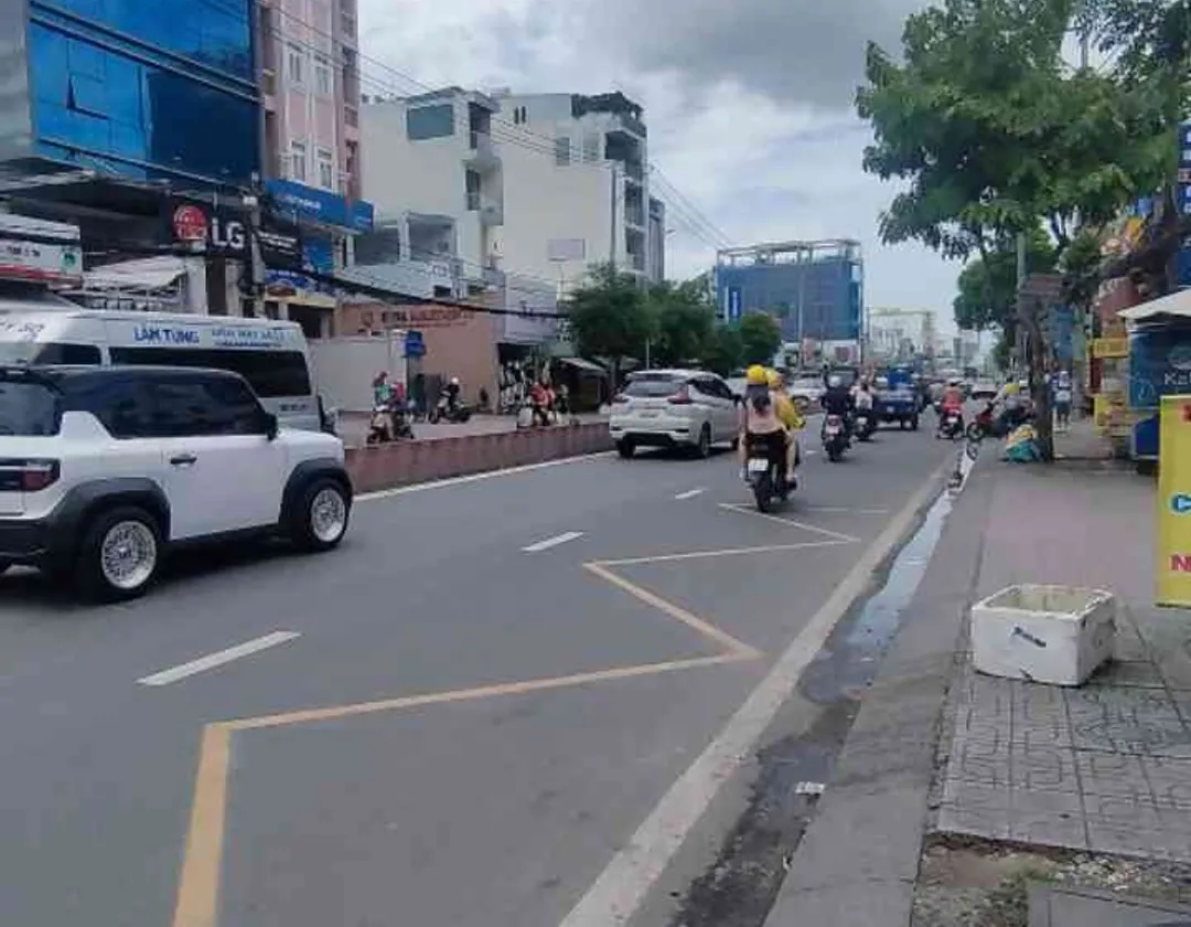 Bán mặt tiền kinh doanh Quận 7 đoạn xung nhất ngang 7.7m dài 28m phù hợp xây dựng toà nhà chỉ 45 tỷ... Bán nhà mặt phố tại Tân Mỹ, Hồ Chí Minh 01