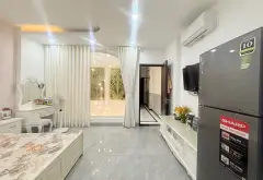 MT NGUYỄN DU – GẦN 100M² – NGANG 4,6M – 4 TẦNG BTCT
📐 4,6 × 21m | Vuông đẹp
🏢 1 trệt + 2 lầu + ST... Bán nhà mặt phố tại Hạnh Thông, Hồ Chí Minh 06