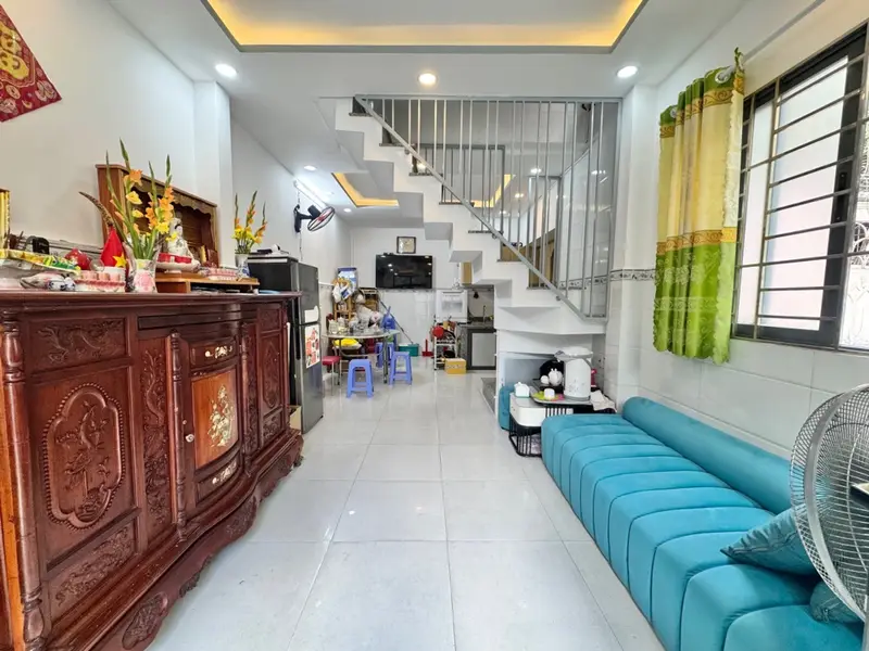 Nhà lô góc siêu thoáng 2 tầng xinh xắn ngay Phú Nhuận... Bán nhà riêng tại Phú Nhuận, Hồ Chí Minh 01