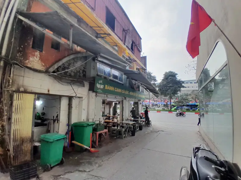 Nhà 3 tầng 2 mặt tiền tại Văn Cao, 43m2, giá 11.5 tỷ... Bán nhà mặt phố tại Ngọc Hà, Hà Nội 01