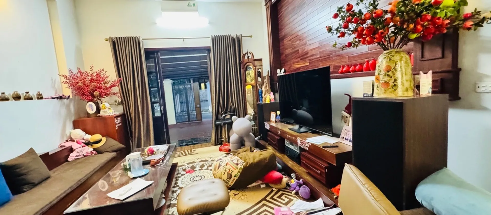 ĐẠI ĐỘ - VÕNG LA - TRỤC CHÍNH KINH DOANH
Dt.100m - 5p DI CHUYỂN CẦU THĂNG LONG... Bán nhà mặt phố tại Thiên Lộc, Hà Nội 01