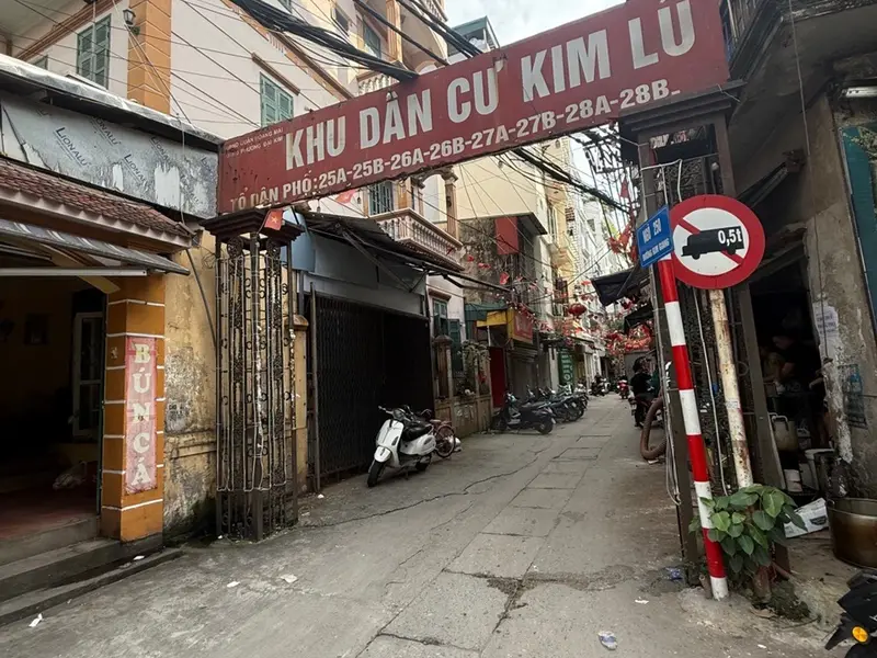 Bán đất đẹp tại Kim Giang, diện tích 40m² hướng Đông Bắc, pháp lý rõ ràng... Bán đất tại Định Công, Hà Nội 01