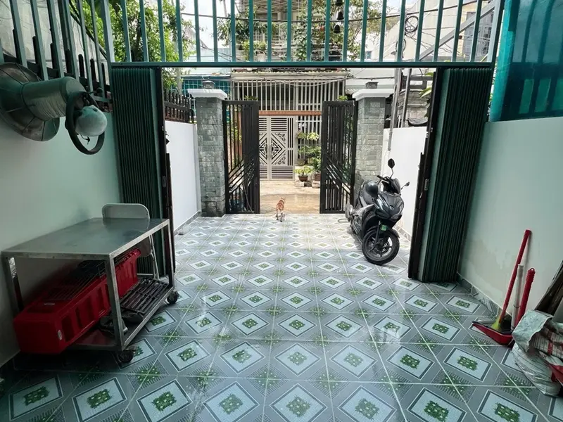 Nhà 2 tầng đường THẠNH LỘC 22, phường THẠNH LỘC, Q12, dt 71m2 (4mx18m), Hẻm 6m 💰5,2Tỷ... Bán nhà riêng tại An Phú Đông, Hồ Chí Minh 01