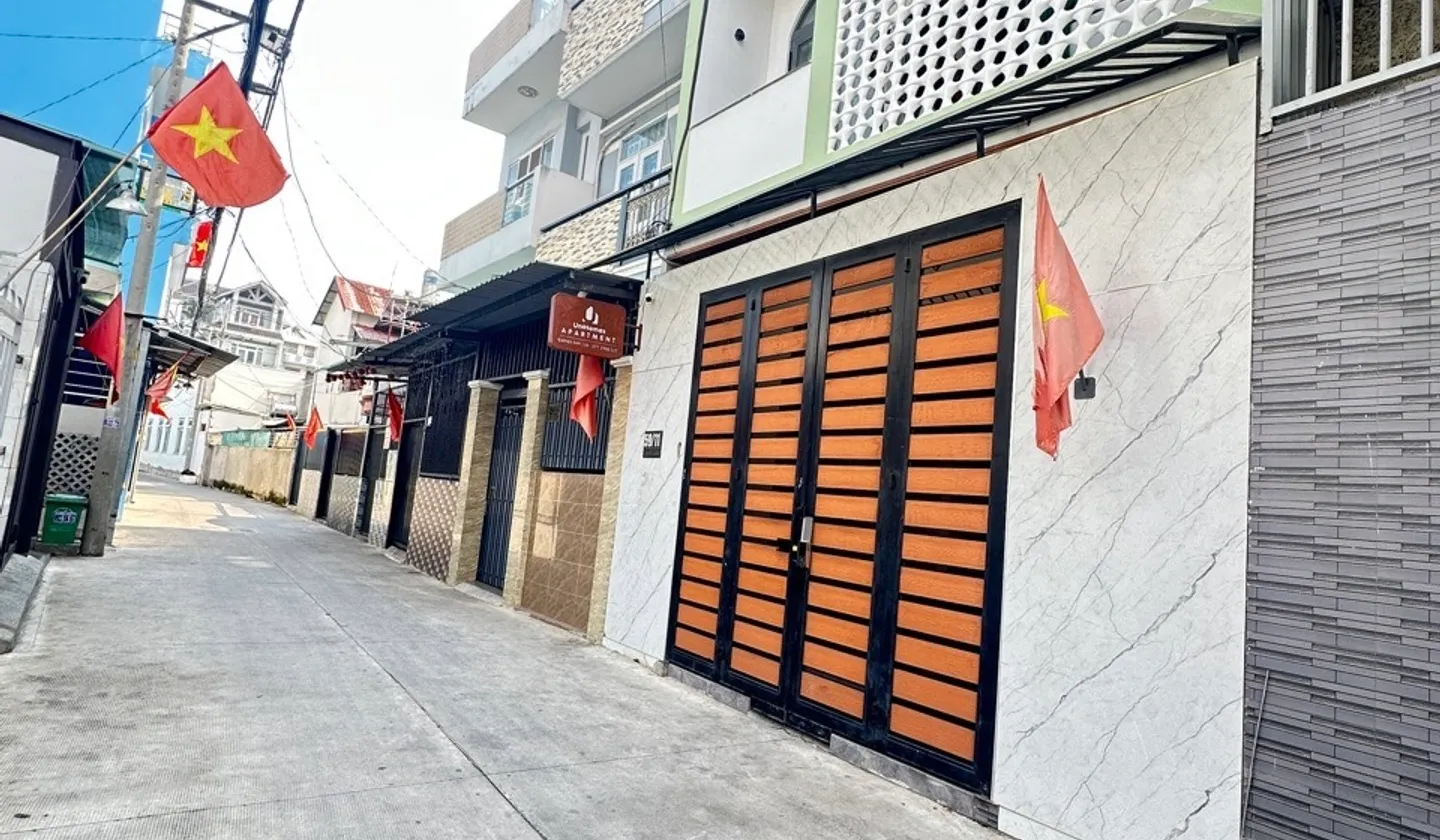 🔥GIẢM 600TR CÒN 6,8Đ 🔥
NHÀ 2 TẦNG – 79M² – 3PN – GARA Ô TÔ – HẺM Ô TÔ – CHUYÊN DÙNG 9... Bán nhà riêng tại Phú Thuận, Hồ Chí Minh 01