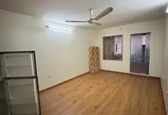 Bán căn hộ tầng 3 tập thể Ba Đình, 2 phòng ngủ, diện tích sử dụng 60m2... Bán căn hộ chung cư tại Giảng Võ, Hà Nội 05