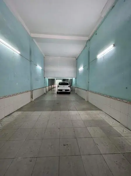 Nhà mặt tiền rộng 4m, diện tích lớn 288m2 tại Tân Bình... Bán nhà mặt phố tại Tân Bình, Hồ Chí Minh 01