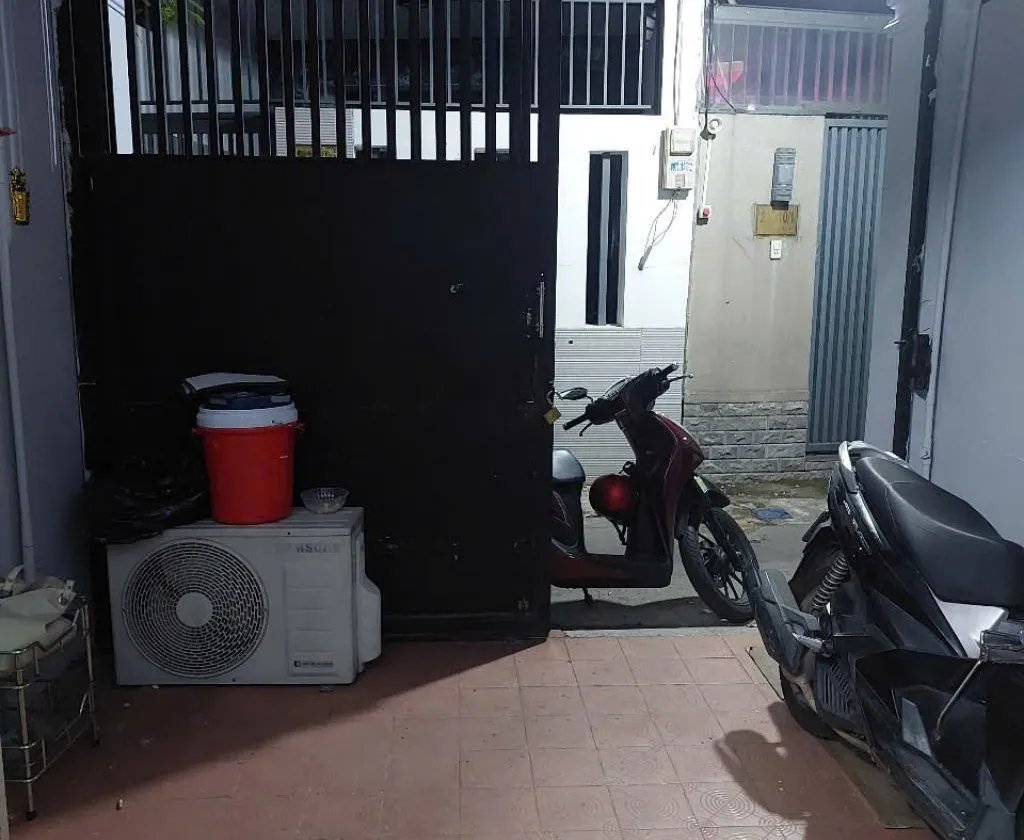 Bán nhà 3 tầng diện tích 41m2 đường Hồng Lạc Tân Bình giá tốt... Bán nhà riêng tại Bảy Hiền, Hồ Chí Minh 01