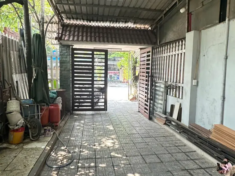 Nhà mặt tiền Nguyễn Chánh sát biển, nguyễn tất thành. rộng rãi, tiện nghi đầy đủ... Bán nhà mặt phố tại Hòa Khánh, Đà Nẵng 01