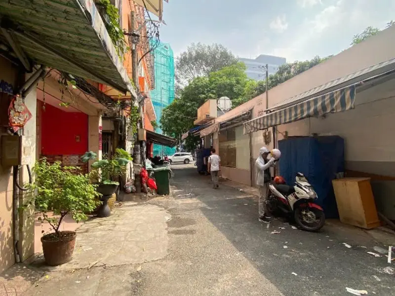 Nhà siêu đẹp trung tâm Quận 10, 4PN rộng rãi, cách mặt tiền chỉ 10m... Bán owner_side tại Hòa Hưng, Hồ Chí Minh 01