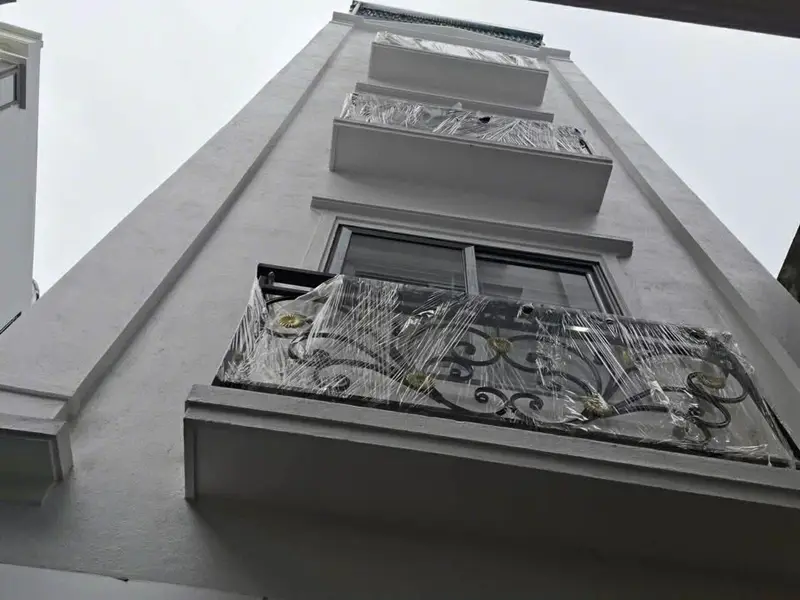 Nhà 5 tầng mới xây tại Ngọc Hồi, 40m2, giá 7.3 tỷ/ ngay đường ô tô tránh... Bán nhà riêng tại Hoàng Liệt, Hà Nội 01