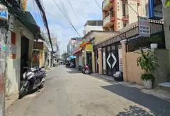 Cơ hội sở hữu nhà đẹp 3 tầng tại Huỳnh Tấn Phát giá tốt khó tìm... Bán nhà riêng tại Tân Thuận, Hồ Chí Minh 01