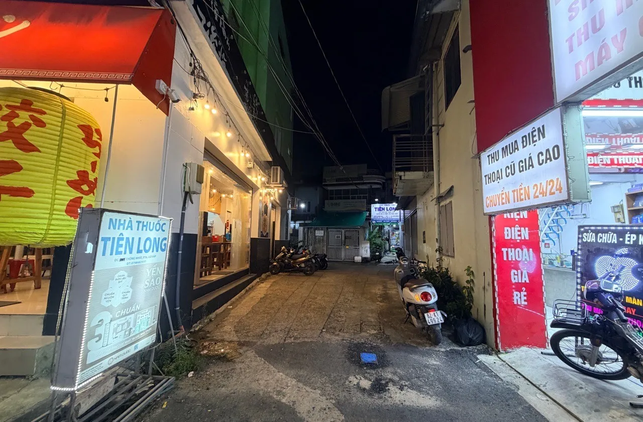 Nhà 2 tầng tiện nghi tại An Hội Đông, Sài Gòn... Bán nhà riêng tại An Hội Đông, Hồ Chí Minh 01
