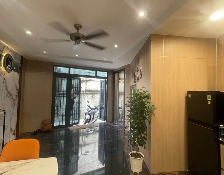 CHỦ VỪA BỚT 100 TRIỆU: CHỐN ĐI VỀ 5 TẦNG NGANG 6M BỀ THẾ ĐƯỜNG CMT8 0933962882... Bán nhà riêng tại Nhiêu Lộc, Hồ Chí Minh 01