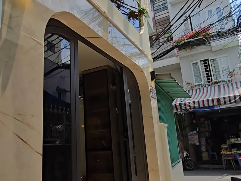 Nhà bám Phú Nhuận Xe hơi đỗ - Phòng ngủ trệt Giáp Phan xích Long... Bán nhà riêng tại Cầu Kiệu, Hồ Chí Minh 01