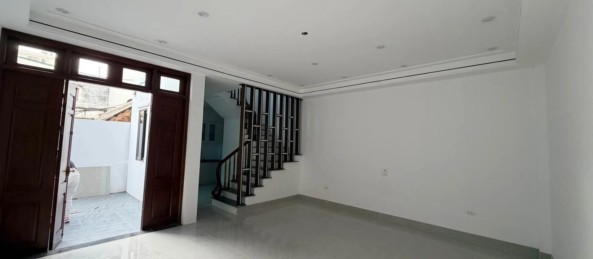 Nhà Phân Lô Vàng Nguyễn Văn Linh - Sống Sang, Đầu Tư Đỉnh... Bán nhà riêng tại Long Biên, Hà Nội 01