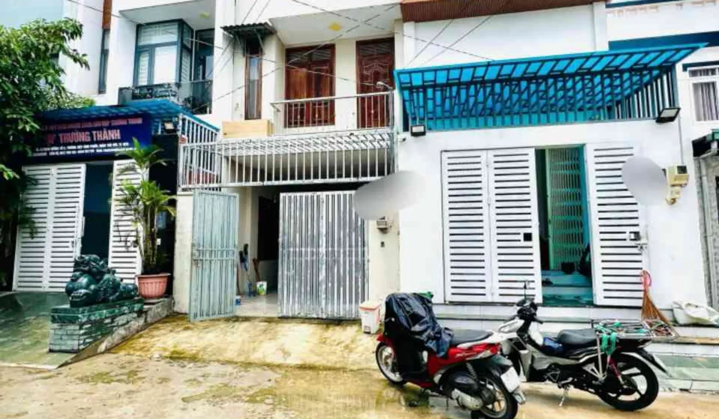 Nhà trệt lầu tiện nghi trong hẻm rộng ở KDC Hồng Long... Bán nhà riêng tại Hiệp Bình, Hồ Chí Minh 01