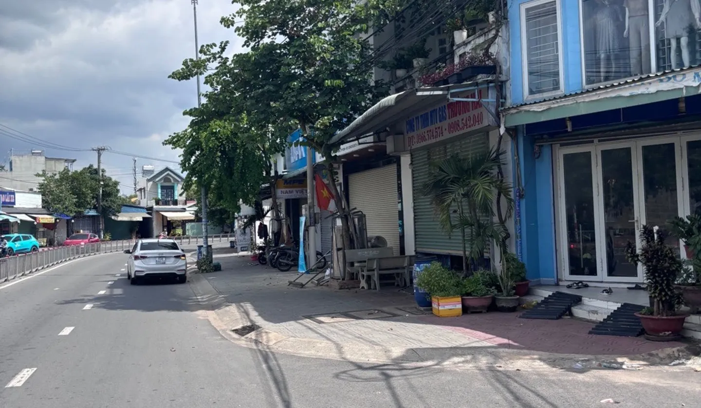 Bán đất 52,8m2 tại Hai Bà Trưng, giá 1,7 tỷ, phù hợp xây nhà... Bán đất tại Đông Hòa, Hồ Chí Minh 01