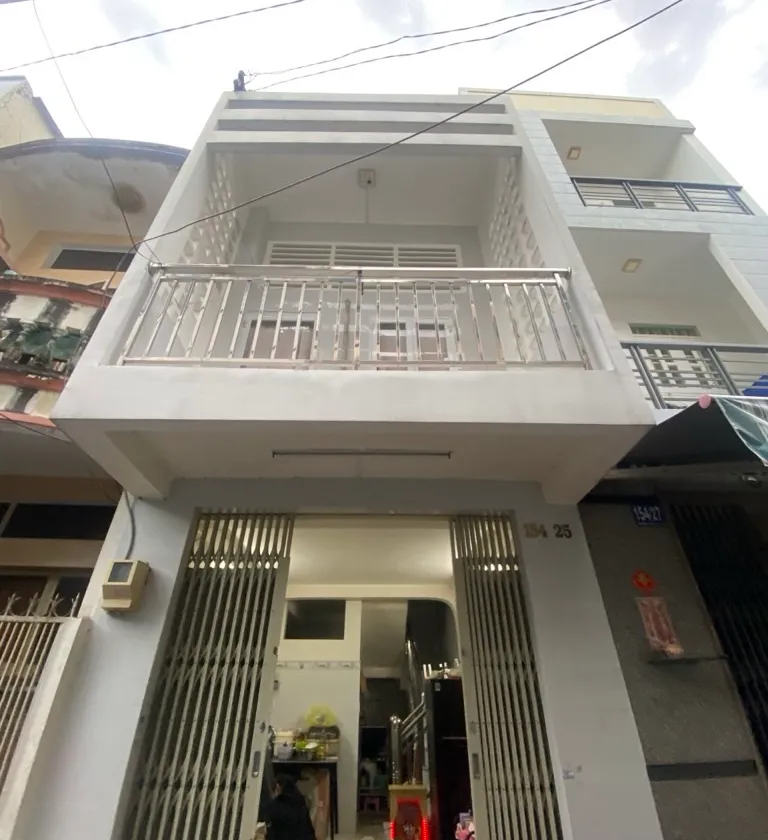 Bán nhà 3 tầng 2PN 2WC tại Phường Chánh Hưng, Quận 8, TP.HCM... Bán nhà riêng tại Chánh Hưng, Hồ Chí Minh 01