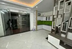 Hoàng Mai. Nhà 5 tầng ô tô đỗ cửa, gần Hồ Đền Lừ. 8.5 tỷ... Bán nhà riêng tại Tương Mai, Hà Nội 03