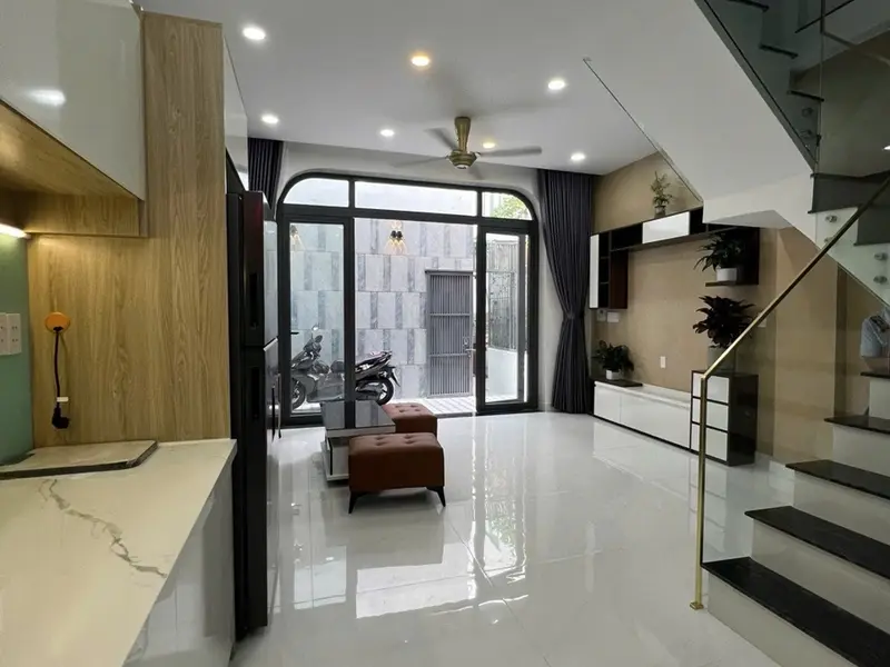 Bán nhà 2 tầng 3PN tại Phú Lâm, giá 4.66 tỷ, nội thất cao cấp... Bán nhà riêng tại Phú Lâm, Hồ Chí Minh 01