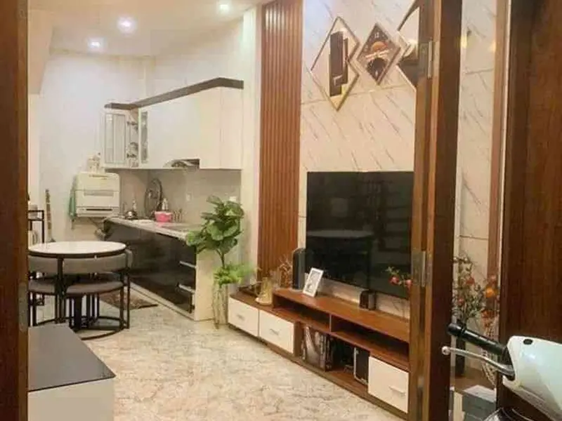 Bán nhà riêng 5 tầng tại phường Bồ Đề, Hà Nội, pháp lý sổ đỏ vuông vắn... Bán nhà riêng tại Bồ Đề, Hà Nội 01