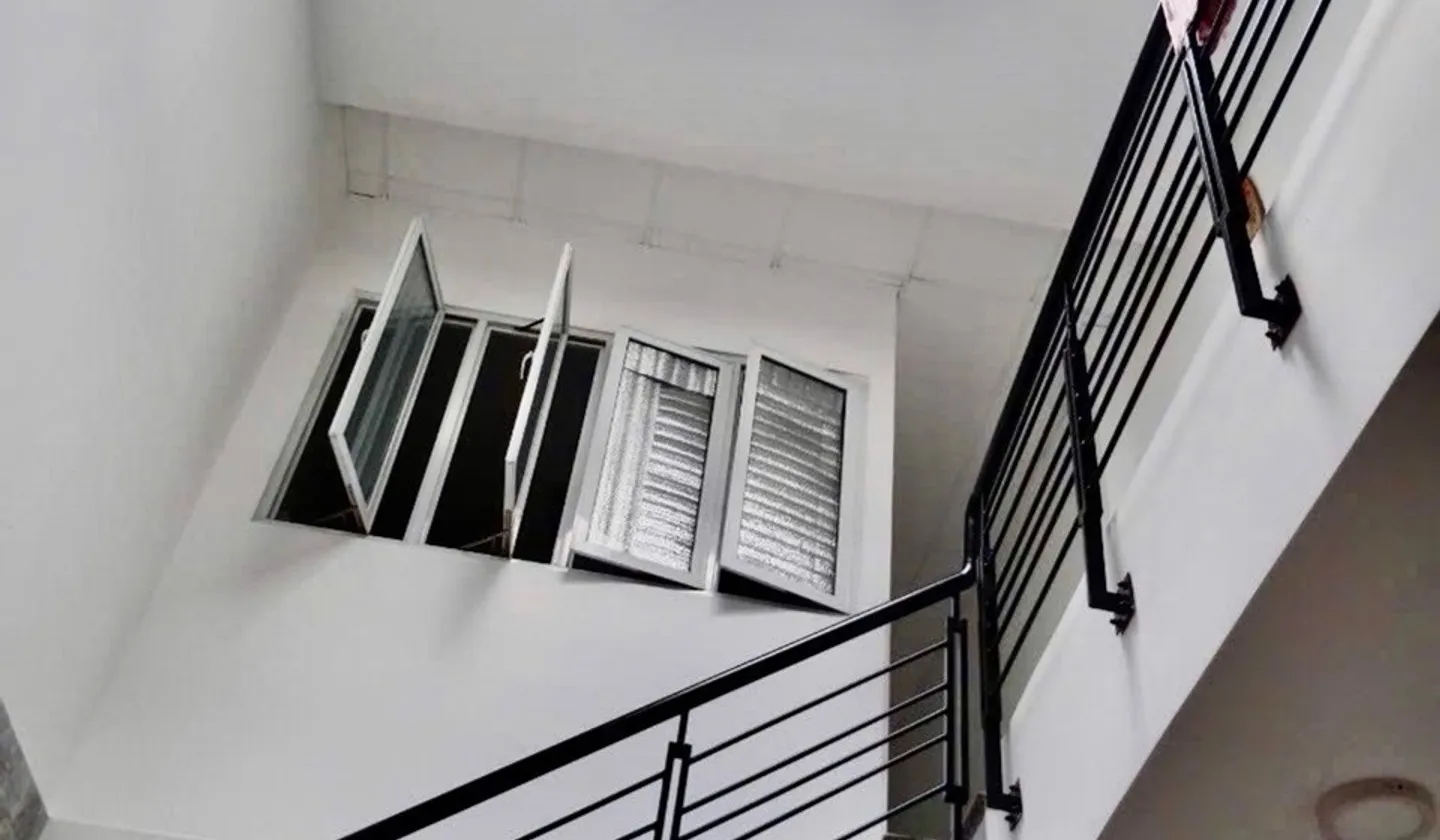 NHÀ  NGAY CHỢ TÂN BÌNH- HXH-CÁCH MT 5 bước chân - 4PN-THÔNG TỨ TUNG... Bán nhà riêng tại Bảy Hiền, Hồ Chí Minh 01
