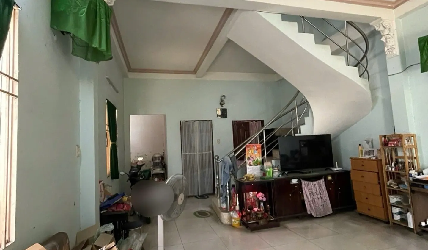 BÁN NHÀ 2 MẶT TIỀN. SÁT ĐƯỜNG TRẦN XUÂN SOẠN TÂN HƯNG QUẬN 7. DT 136.7M2. 8 X 17. CHỈ 13.5 TỶ... Bán nhà riêng tại Tân Hưng, Hồ Chí Minh 01