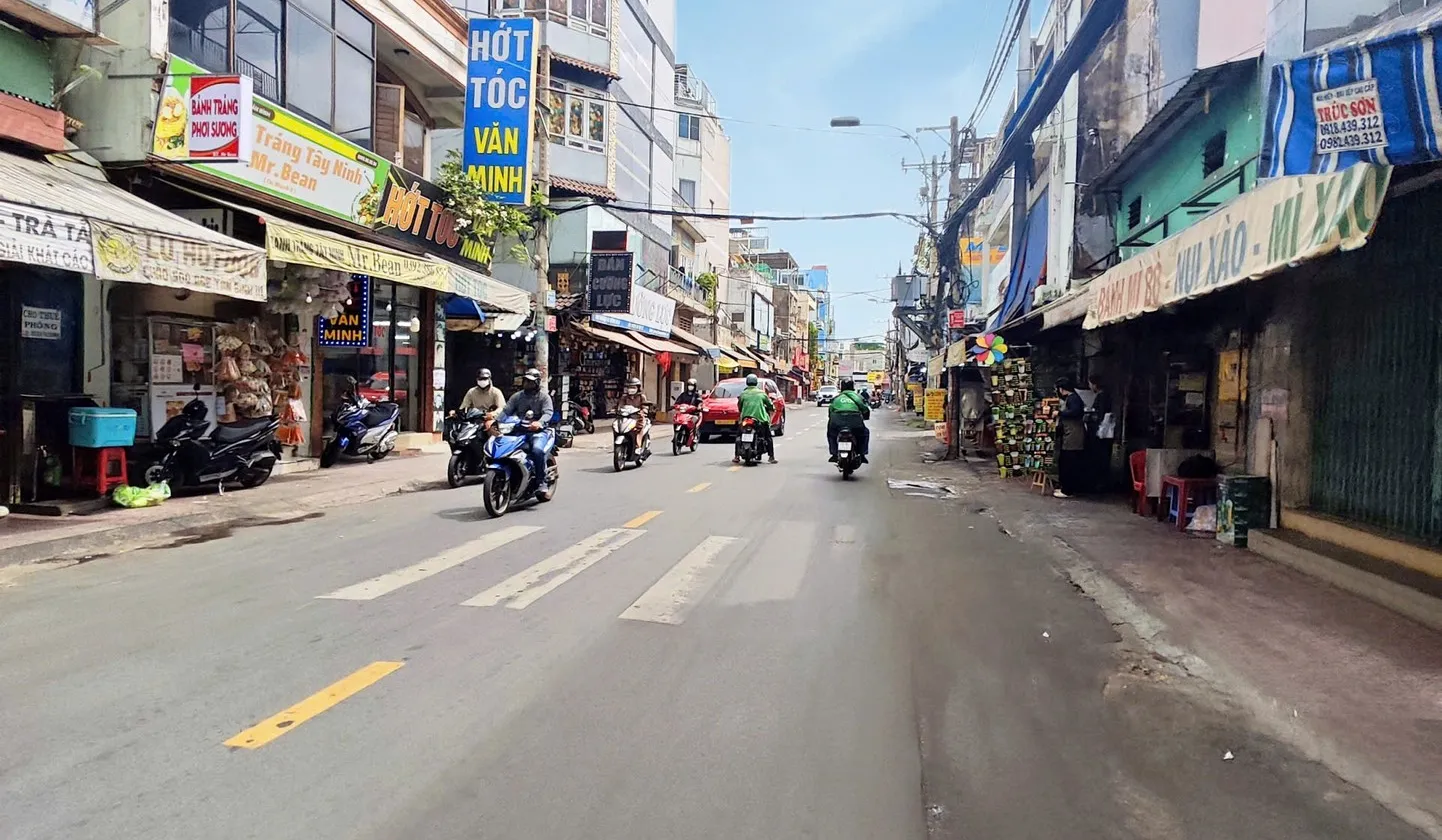 Nhà 2 Tầng Đồng Đen - Giá Tốt Cho Chủ Mua Nhanh... Bán nhà riêng tại Tân Bình, Hồ Chí Minh 01