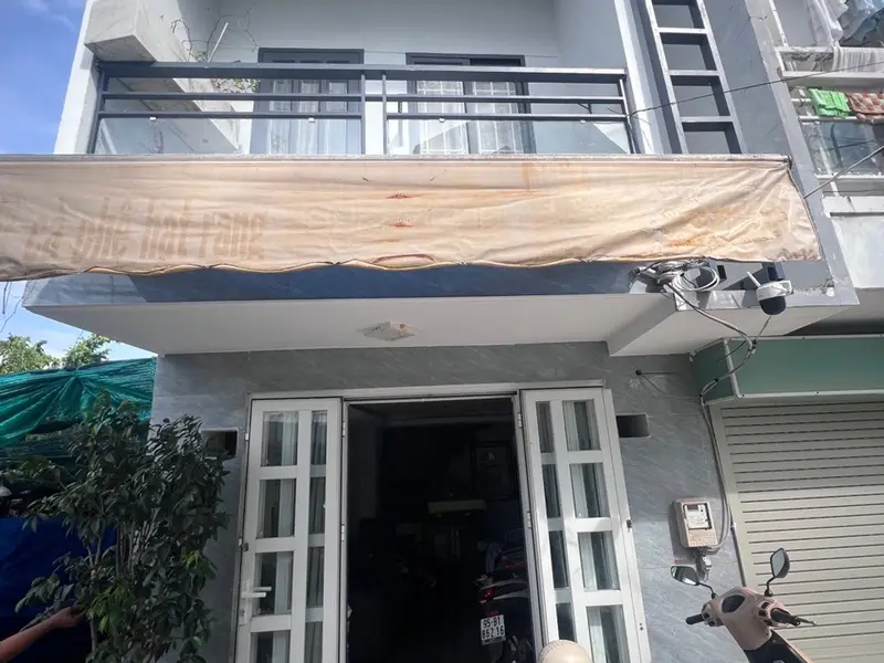 Nhà 2 tầng hẻm xe hơi, sổ hồng chính chủ Nhơn Đức... Bán nhà riêng tại Hiệp Phước, Hồ Chí Minh 01