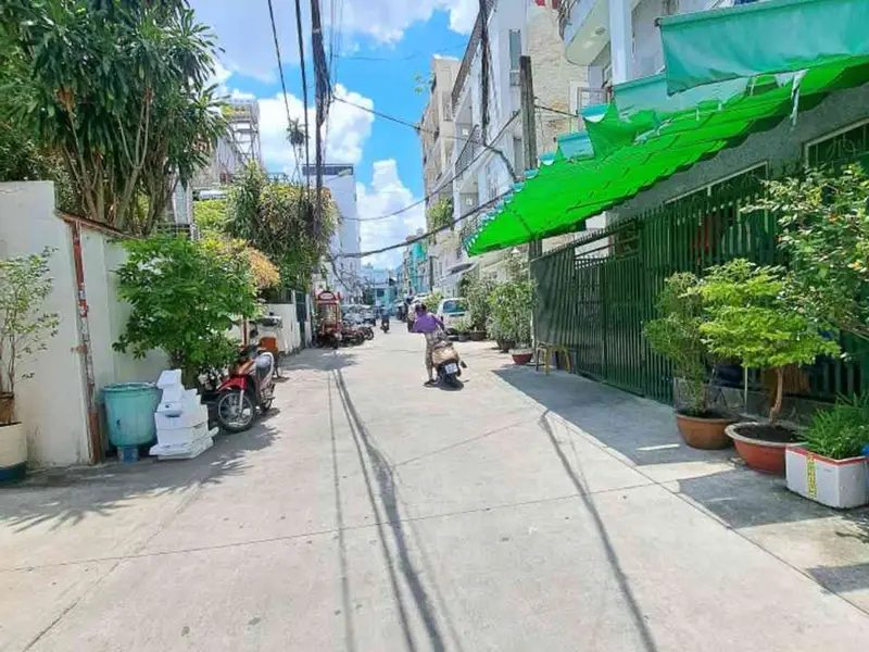 Bán nhà riêng 42m2 tại phường Hòa Hưng, Quận 10, giá 6 tỷ đồng... Bán nhà riêng tại Hòa Hưng, Hồ Chí Minh 01