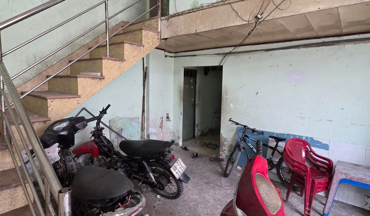 Nhà 2 tầng tiện ích, giá sốc cho nhà đầu tư... Bán nhà riêng tại Bình Tân, Hồ Chí Minh 01