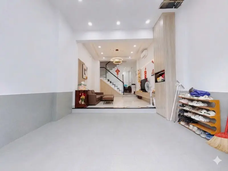 QUẬN 7 HẺM XH _ KINH DOANH TỐT VỊ TRÍ SÁT NGUYỄN THỊ THẬP – NHÀ MỚI FULL NỘI THẤT 🌲... Bán nhà riêng tại Phú Thuận, Hồ Chí Minh 01