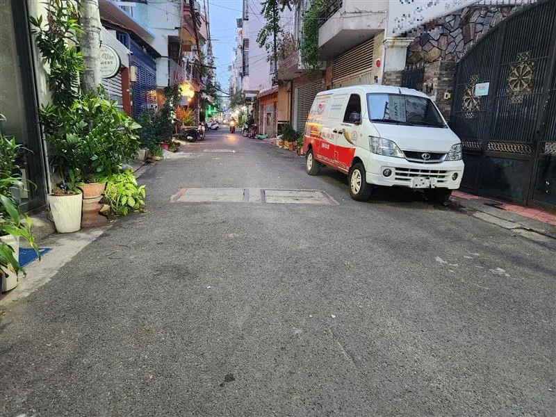 Bán nhà riêng tại quận trung tâm, mặt tiền 5m, diện tích 63.9m2... Bán nhà riêng tại Phú Nhuận, Hồ Chí Minh 01