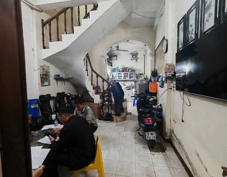 🔥 NGỌC HÀ – BA ĐÌNH | 33M² | 3 TẦNG | MT 3.8M | 9 TỶ
NHỎ VỪA ĐẸP – VỊ TRÍ TRUNG TÂM, TẦM GIÁ 9 TỶ... Bán nhà riêng tại Ngọc Hà, Hà Nội 01