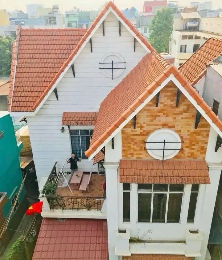 🏡 13,3 TỶ | BIỆT THỰ LÔ GÓC HỒ ĐẮC DI – TÂN PHÚ
📍 9×15m – 3 tầng, 2 mặt tiền thoáng mát, gần mũi... Bán owner_side tại Tây Thạnh, Hồ Chí Minh 01