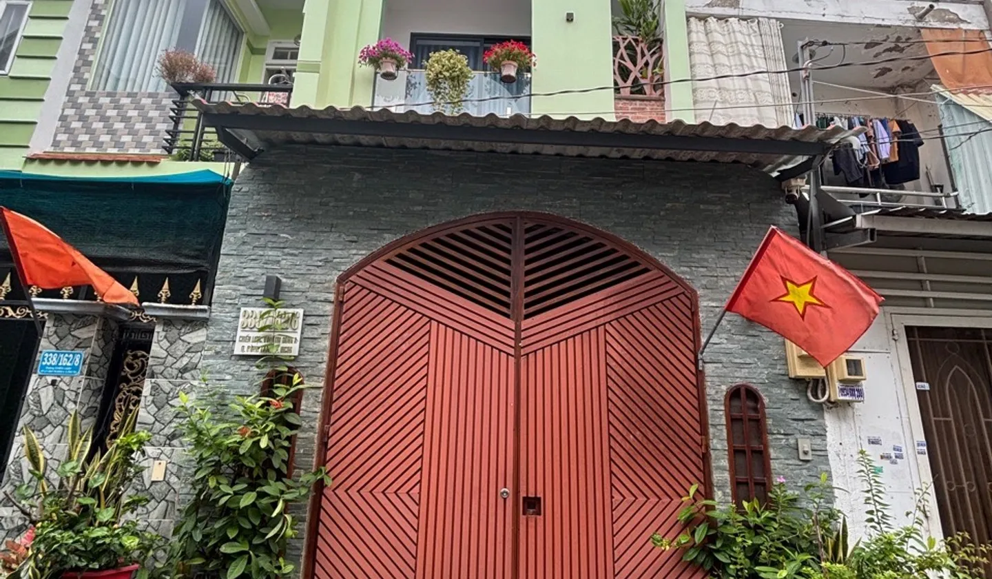Cơ hội vàng sở hữu nhà 3 tầng 4 phòng ngủ tại Chiến Lược với giá tốt... Bán nhà riêng tại Bình Trị Đông, Hồ Chí Minh 01