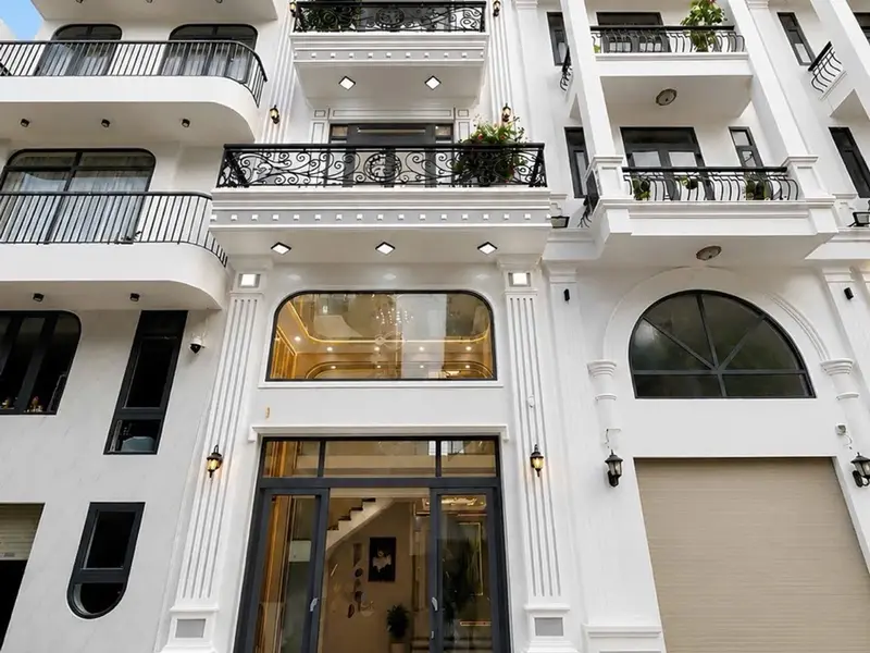 Siêu phẩm nhà phố 5 tầng, tại Hoàng Quốc Việt. 65m2, ngang 5m, thang máy, nội thất nhập khẩu.... Bán nhà riêng tại Phú Thuận, Hồ Chí Minh 01
