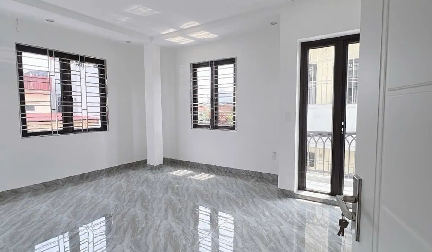 Nhà riêng 3 tầng độc lập tại khu vực Hàng Tổng với đầy đủ tiện nghi... Bán nhà riêng tại Hải An, Hải Phòng 01
