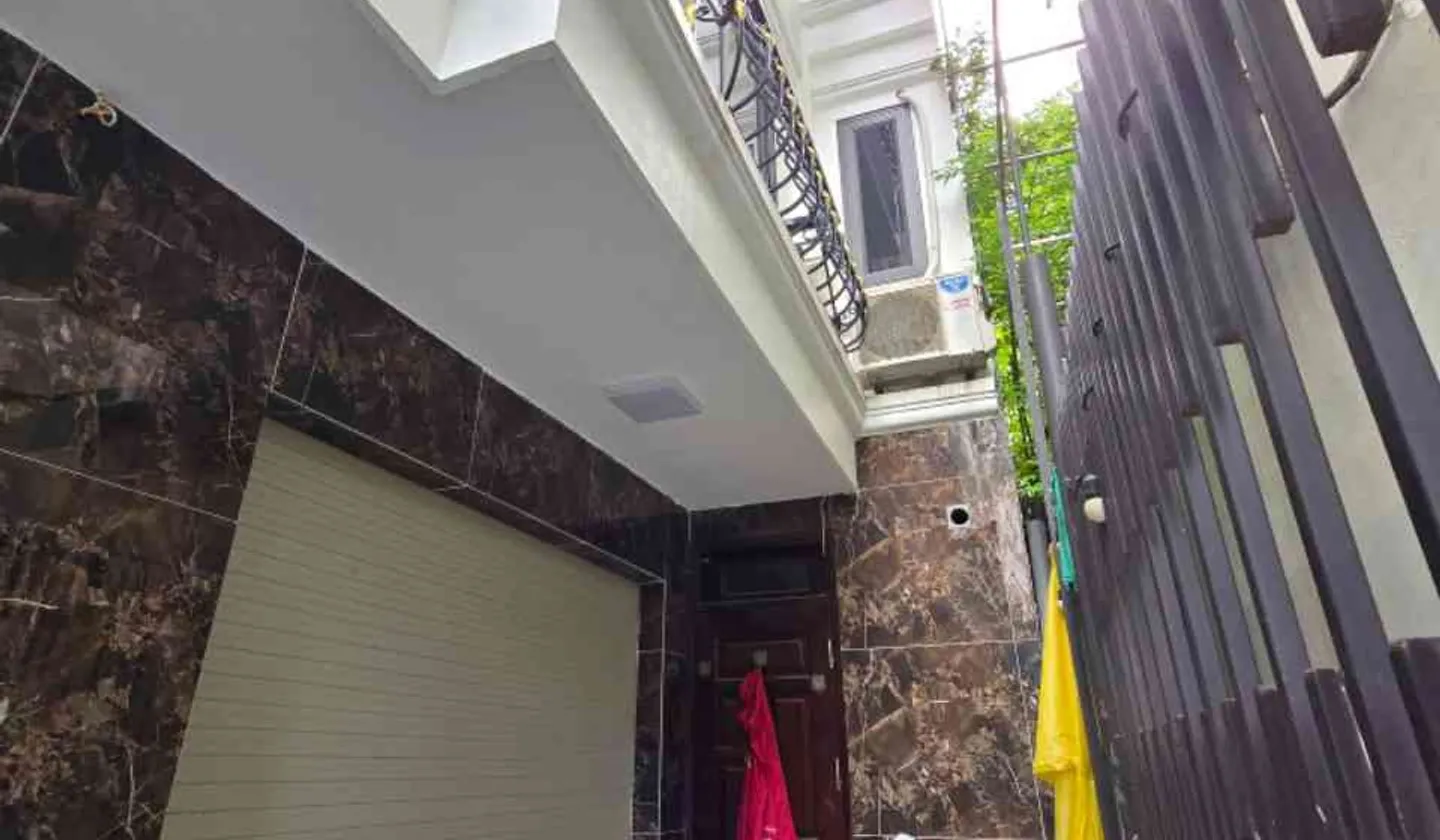 Bán nhà riêng 5 tầng tại Tân Lập, diện tích 30.4 m2, gần trung tâm, pháp lý rõ ràng... Bán nhà riêng tại Ô Diên, Hà Nội 01