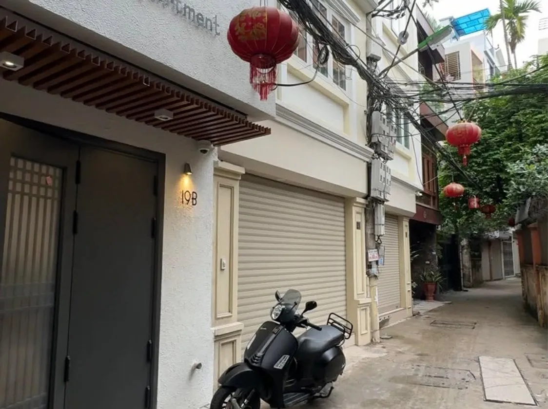 BÁN TOÀ CĂN HỘ DỊCH VỤ HOMESTAY CAO CẤP – LẠC LONG QUÂN – HỒ TÂY
7 TẦNG THANG MÁY – Ô TÔ ĐỖ CỬA... Bán chung cư mini tại Tây Hồ, Hà Nội 01