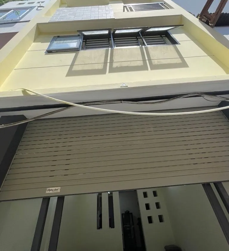 Nhà trung tâm Quận 10, 3 phòng ngủ, giá hấp dẫn... Bán owner_side tại Hòa Hưng, Hồ Chí Minh 01