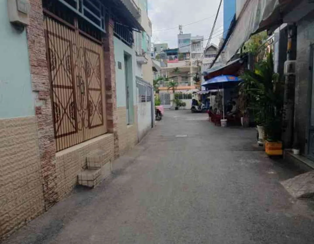 52m2 -NHỈNH 4tỷ GIÁP QUẬN 1- TIỆN XÂY MỚI... Bán nhà riêng tại Gia Định, Hồ Chí Minh 01