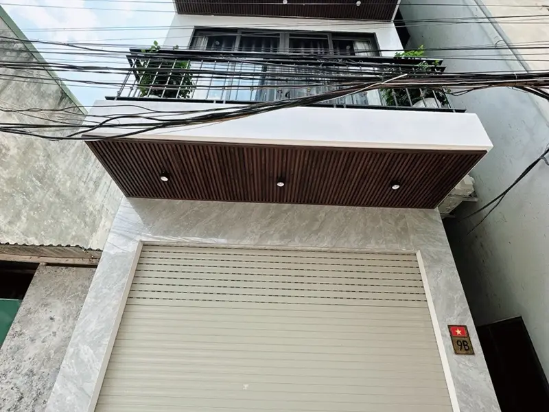 NGÕ Ô TÔ VÀO NHÀ - CÁCH MẶT PHỐ Ô TÔ TRÁNH 15M - NHÀ MỚI ĐẸP - THANG MÁY.

- Thửa đất đẹp vuông vắn... Bán nhà riêng tại Long Biên, Hà Nội 01