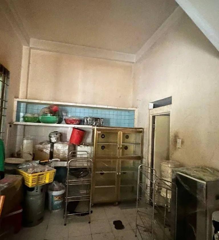 Nhà lô góc 3 tầng, hẻm xe hơi Đồng Nai, giá cực hấp dẫn... Bán nhà riêng tại Hòa Hưng, Hồ Chí Minh 01