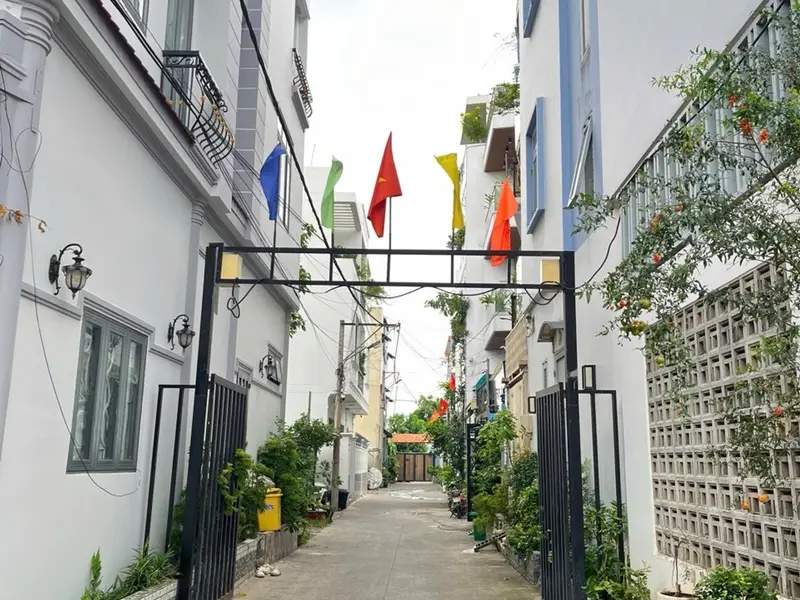 Bán nhà 2 tầng hẻm ô tô quốc lộ 13 - hiệp bình - Sát khu hồng long - dt: 53m2 chỉ : 5.35 tỷ sổ hồng... Bán nhà riêng tại Hiệp Bình, Hồ Chí Minh 01